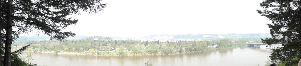 Panoramic view across the Fraser River from LC Gunn